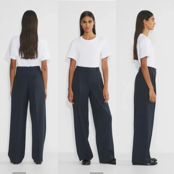 NWT Aritzia Babaton Pleated Pant Wide Leg High Rise Navy size 6 Relaxed Preppy